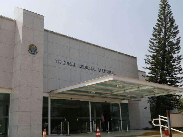 Campanha eleitoral come&ccedil;a ter&ccedil;a-feira, na internet e nas ruas