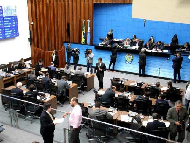 Programa que incentiva aposentadoria ter&aacute; novo prazo at&eacute; janeiro