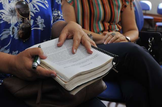 Grupo faz 42 anos dividindo dramas an&ocirc;nimos na jornada contra a neurose