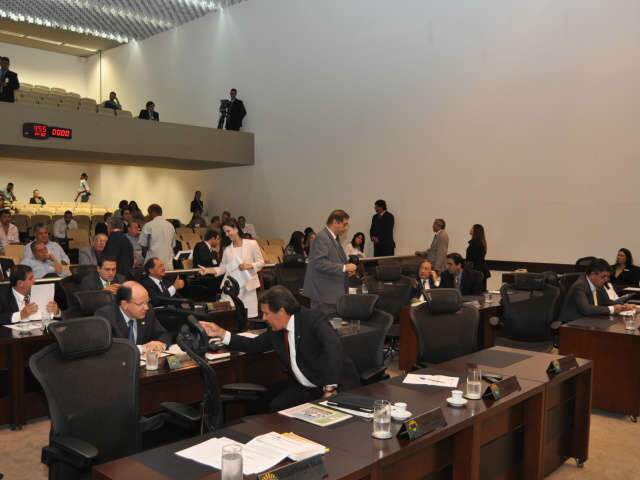  Em ano de elei&ccedil;&atilde;o, deputados devem apresentar emendas at&eacute; 30 de mar&ccedil;o