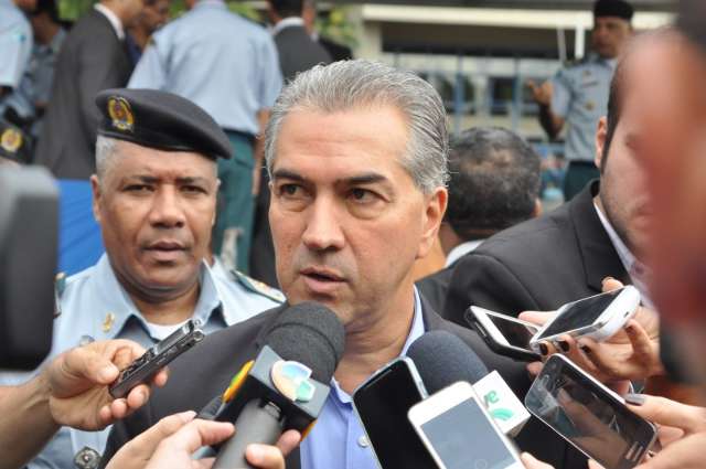 Licita&ccedil;&atilde;o de aluguel de ve&iacute;culos ficar&aacute; suspensa por dez dias para corre&ccedil;&otilde;es 