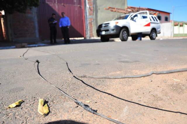  Supermercado diz desconhecer &ldquo;gato&rdquo; de energia e paralisa obra no Pioneiros