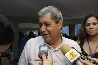 André disse que só disputa a prefeitura da Capital se for vontade do PMDB (Foto: Marcos Ermínio)