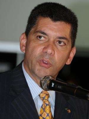 Colombiano &eacute; eleito o primeiro prefeito estrangeiro de uma capital no Brasil