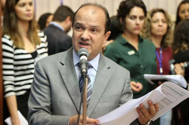 Projeto obriga cart&oacute;rios a informar sobre isen&ccedil;&otilde;es a usu&aacute;rios