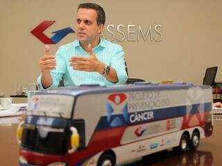 Presidente da Cassems, Ricardo Ayache conta que plano de saúde atende 190 mil usuários (foto: Marcos Ermínio)