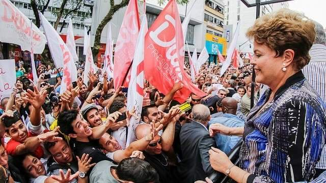 Datafolha mostra Dilma com 52%  e A&eacute;cio com 48% dos votos v&aacute;lidos 