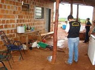 Trabalhador rural foi assassinado a tiros em frente à residência. (Foto: Osvaldo Duarte).