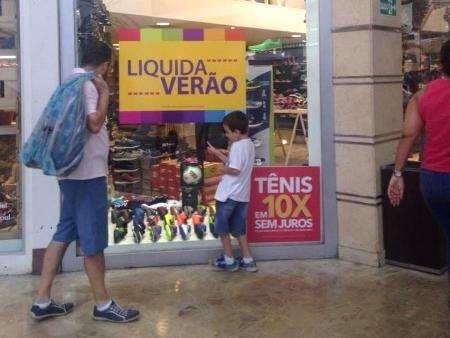 Shoppings e supermercados tamb&eacute;m entram na onda das promo&ccedil;&otilde;es