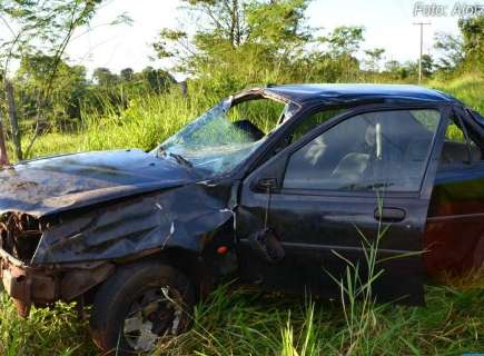 Família sofre acidente na BR-060 quando ia para velório em Camapuã