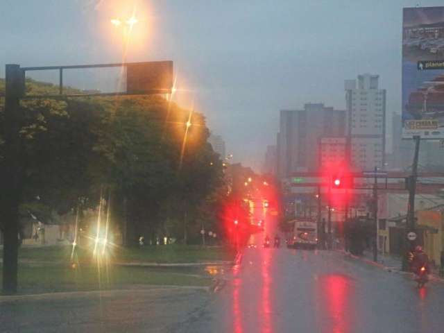 M&iacute;nima deve atingir 10&ordm;C quarta-feira em Campo Grande e 3&ordm;C no interior