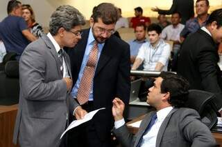Deputados Rinaldo Modesto, Pedro Kemp e Beto Pereira (Foto: Assessoria/ALMS)