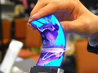 Imagem de um dos supostos protótipos do celular que circula na internet. (Foto: Reprodução) 