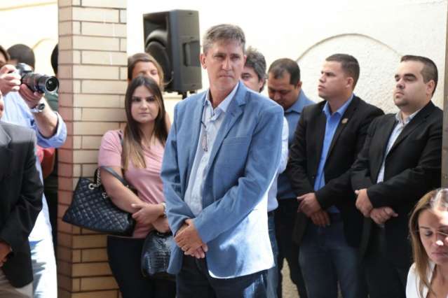 Prestes a assumir Obras, engenheiro torce por dias de sol para tapar buracos