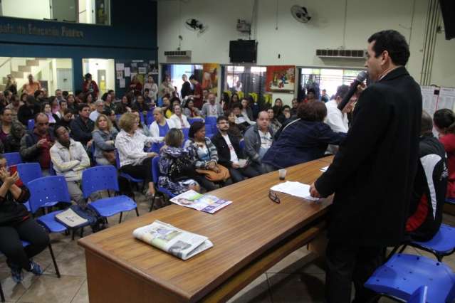 Greve na educa&ccedil;&atilde;o: professores de 45 munic&iacute;pios querem a volta &agrave;s aulas