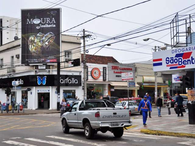  Decreto estabelece setembro de 2012 para o fim da polui&ccedil;&atilde;o visual no centro 