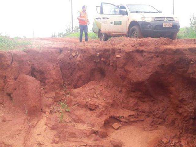 Chuvas causam mais estragos e prefeitura estuda novo decreto de emerg&ecirc;ncia