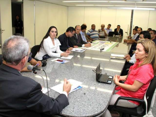  Ouvidoria da C&acirc;mara Federal leva 350 pessoas &agrave; Assembleia Legislativa