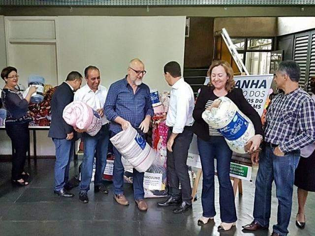Campanha do Governo do Estado arrecada mais de 3 mil cobertores