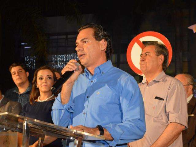 Prefeito prev&ecirc; gest&atilde;o para &#039;estabilizar&#039; finan&ccedil;as at&eacute; abril de 2018