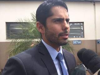 Multados por radares irregulares devem procurar MPE, diz promotor