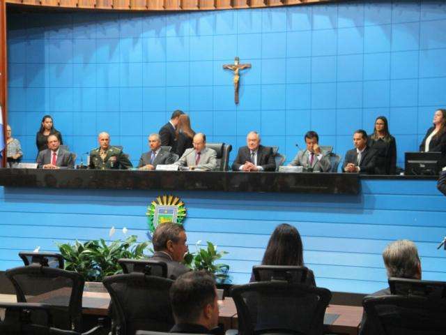 Assembleia discute emprego e plano diretor em audi&ecirc;ncias p&uacute;blicas