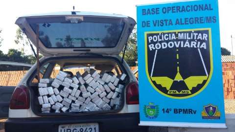 Polícia apreende 200 kg de droga e recupera veículo roubado durante fiscalização