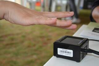 Cadastro biométrico só vai ser obrigatório a partir de 2018, mas eleitores podem se adiantar (Foto: divulgação / TRE).