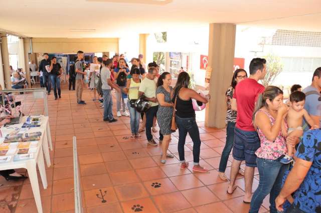 Feira do Trabalho fez mais de 10 mil atendimentos, diz balan&ccedil;o da C&acirc;mara