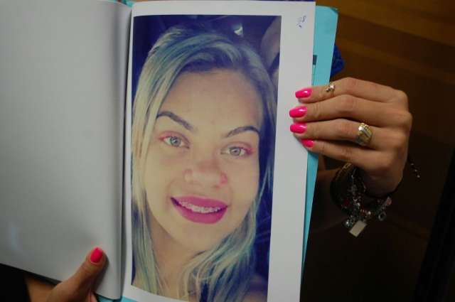Defesa tenta reverter pris&atilde;o para entregar suspeita de matar manicure