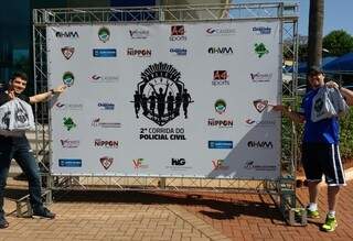 Participantes pegaram o kit para corrida ontem, com a organização do evento (Foto: Divulgação - Sinpol)
