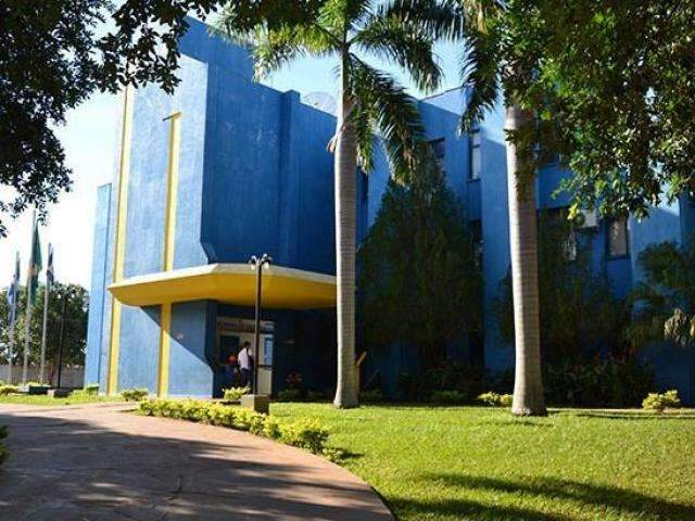 Manifesta&ccedil;&atilde;o faz prefeitura suspender aulas, servi&ccedil;os e visitas t&eacute;cnicas 