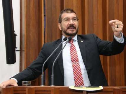 Deputados aprovam repúdio a ministro que chamou brasileiro de “canibal” 