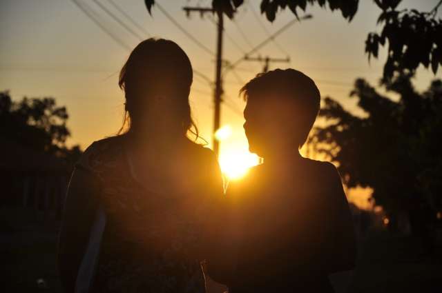 Viol&ecirc;ncia e gangues perto de feira fazem at&eacute; morador dormir fora de casa