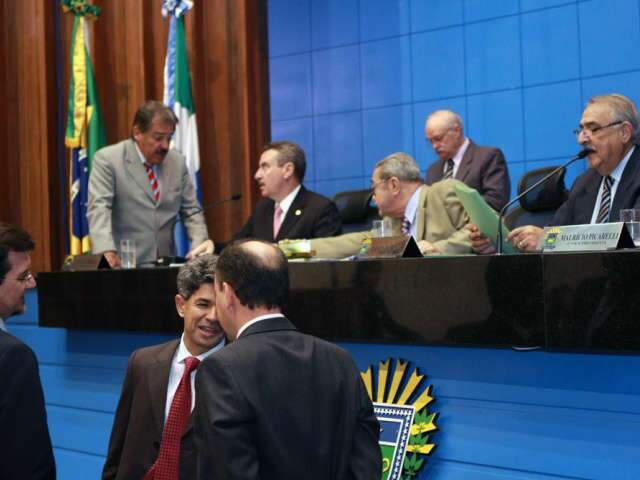  LDO de 2013 &eacute; aprovada; Defensoria pede aumento de duod&eacute;cimo