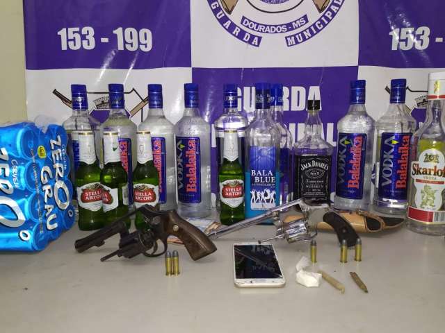 Guarda acaba com festinha onde menores bebiam e usavam droga