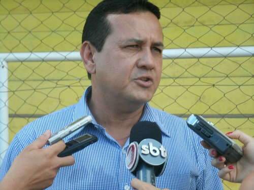  &Eacute;der Taques deixa o comando do Cene; M&uuml;ller assume interinamente