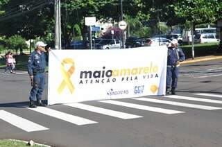 Ações aconteceram também nos cruzamentos de avenidas. (Foto:Arquivo/Marcelo Calazans0
