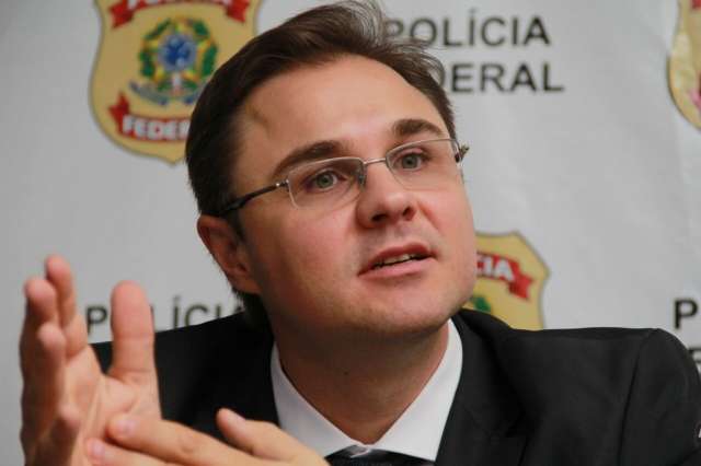 Esgoto, livros e fic&ccedil;&atilde;o ligam grandes empresas &agrave; propina de R$ 15 milh&otilde;es