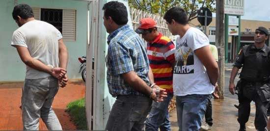 Pol&iacute;cia prende restante de quadrilha que furtava tratores em Goi&aacute;s