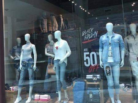 De sorvete a ensaio fotogr&aacute;fico, Black Friday ter&aacute; desconto de at&eacute; 80%