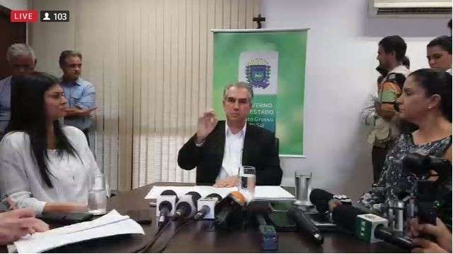Reinaldo chora ao se defender de acusa&ccedil;&otilde;es; veja coletiva na &iacute;ntegra