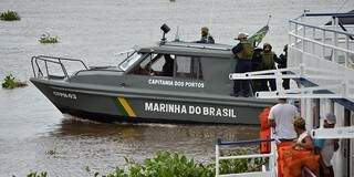 Nas cidades de Corumbá e Ladário, em dois dias de operação, foram inspecionadas 166 embarcações (Foto: Anderson Gallo/Diário Corumbaense)