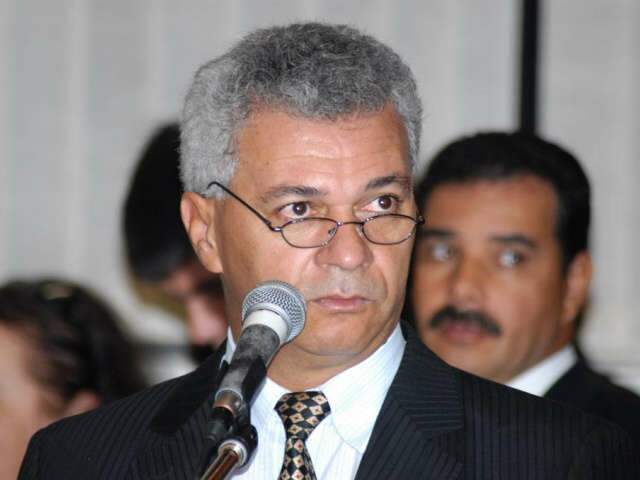 PT indica deputados para comiss&otilde;es e implode &ldquo;bloc&atilde;o paz e amor&rdquo; na Assembleia 