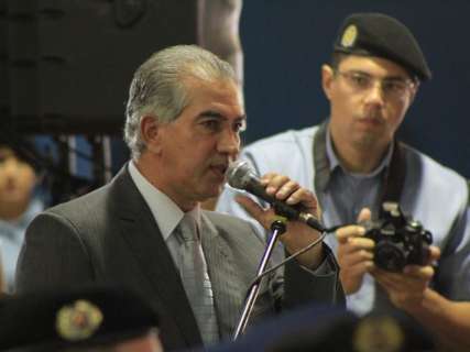 “Não investimos apenas em armas”, diz Reinaldo durante formatura de cabos da PM