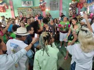 O lançamento do enredo ocorreu neste mês na escola de samba Unidos da Vila Carvalho (Foto: Divulgação)