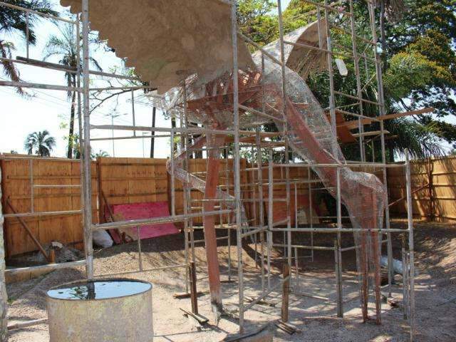 Tuiui&uacute;s do Aeroporto de Campo Grande s&atilde;o restaurados ap&oacute;s 4 anos de abandono