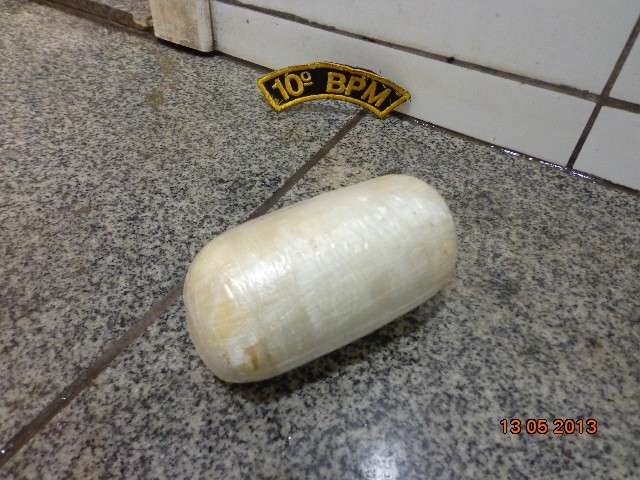 Jovem de 21 anos &eacute; presa com coca&iacute;na na rodovi&aacute;ria