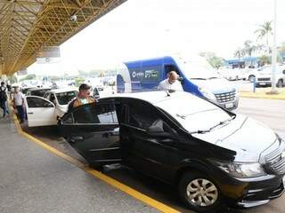 Novo serviço de transporte de passageiros no Aeroporto (Foto: Paulo Francis)