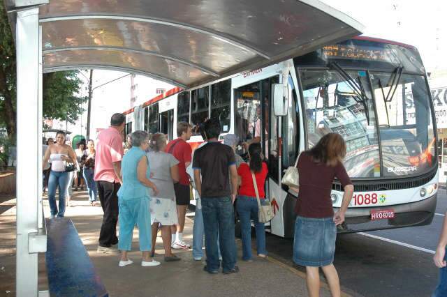  Oficializada nova tarifa de &ocirc;nibus; 7 datas ter&atilde;o valor de R$ 1,00